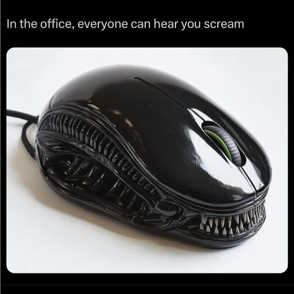 ☠️🏴☠️💀 MAN-CAVE SHOW W/ MR. FRANKEN☠️🏴☠️💀FUNKO-NECA-MOVIES-SPORTS CARDS-COMICS - Picture 5 of 8